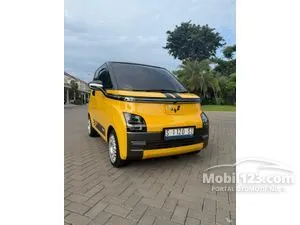 2022 Wuling Air EV Long Range + Charging Pile Hatchback