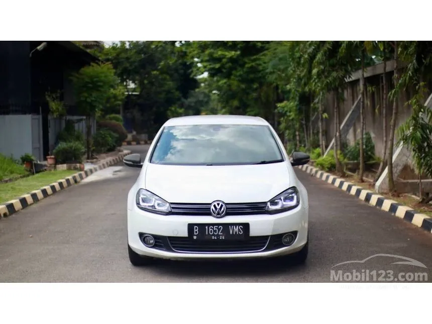 2011 Volkswagen Golf TSI Hatchback