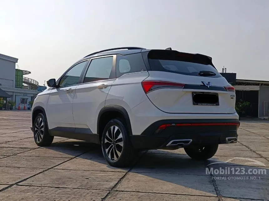 2021 Wuling Almaz RS Pro SUV