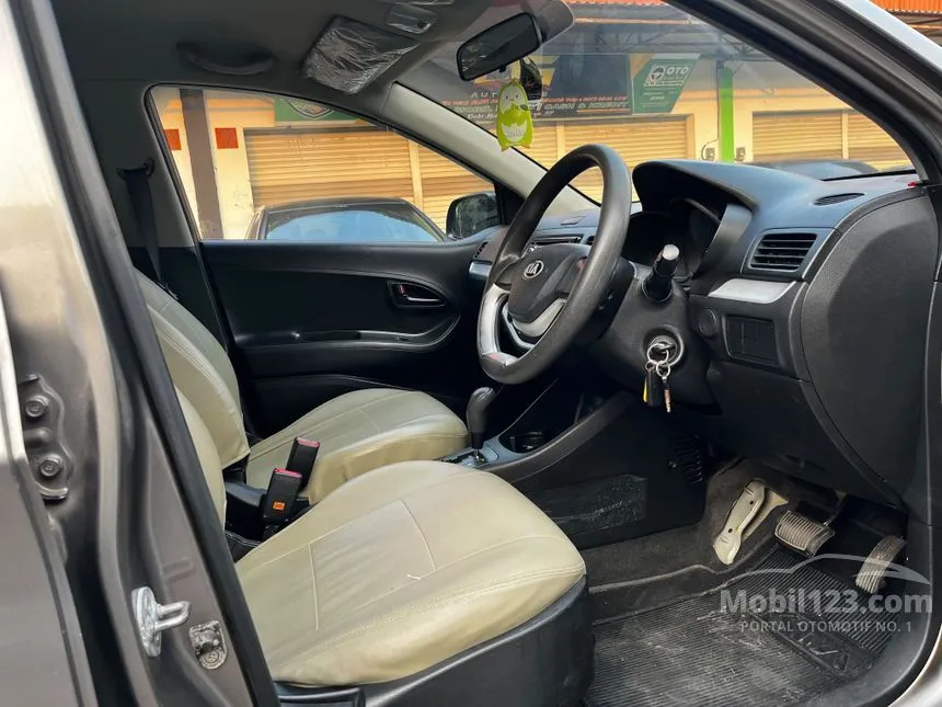 2012 KIA Picanto SE 2 Hatchback