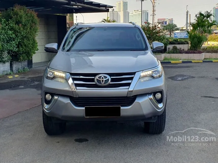 Jual Mobil Toyota Fortuner 2018 VRZ 2.4 di DKI Jakarta Automatic SUV Silver Rp 359.000.000