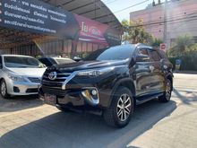 2016 Toyota Fortuner 2.8 (ปี 15-18) V SUV AT
