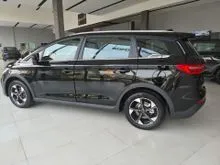 2026 BYD M6 1.5 DM-i Cross Superior PHEV MPV