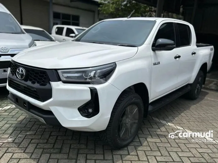 2024 Toyota Hilux V Dual Cab Pick-up