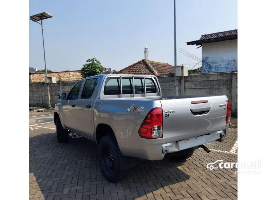 2025 Toyota Hilux E Double Cab 4X4 Pickup