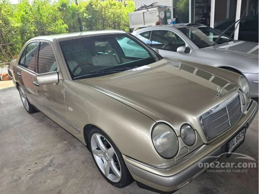 1996 Mercedes-Benz E230 Elegance Sedan