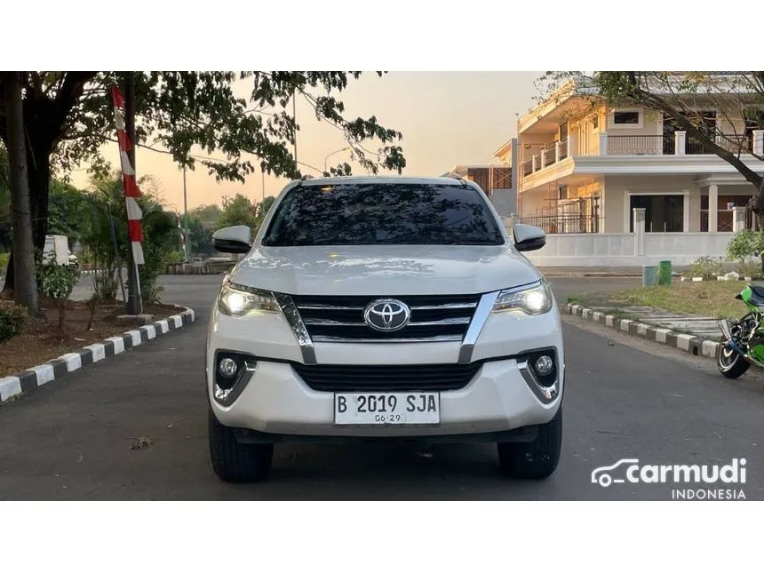 Jual Mobil Toyota Fortuner 2019 VRZ 2.4 di Banten Automatic SUV Putih Rp 385.000.000