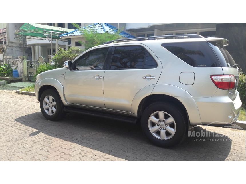 Jual Mobil  Toyota Fortuner  2010 G 2 5 di Lampung  Automatic 