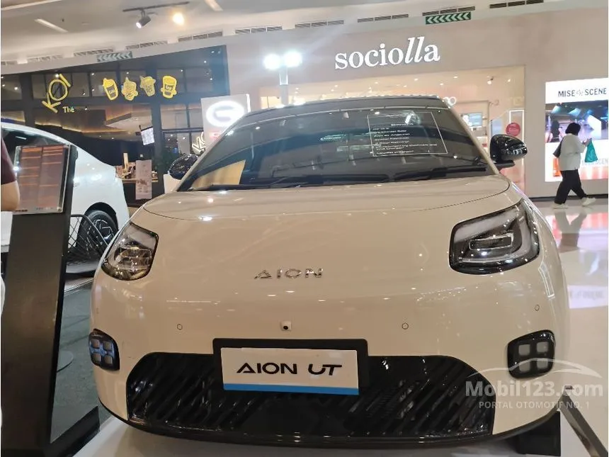 2026 GAC AION UT Premium Hatchback