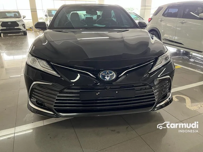 Toyota Camry 2023 Hv Tss 2 2.5 In Dki Jakarta Automatic Sedan Black For 