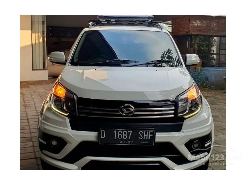 Jual Mobil Daihatsu Terios 2016 ADVENTURE R 1.5 di Jawa Barat Automatic SUV Putih Rp 160.000.000