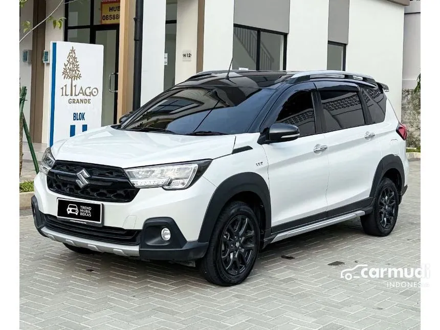 2023 Suzuki XL7 Alpha Hybrid SUV