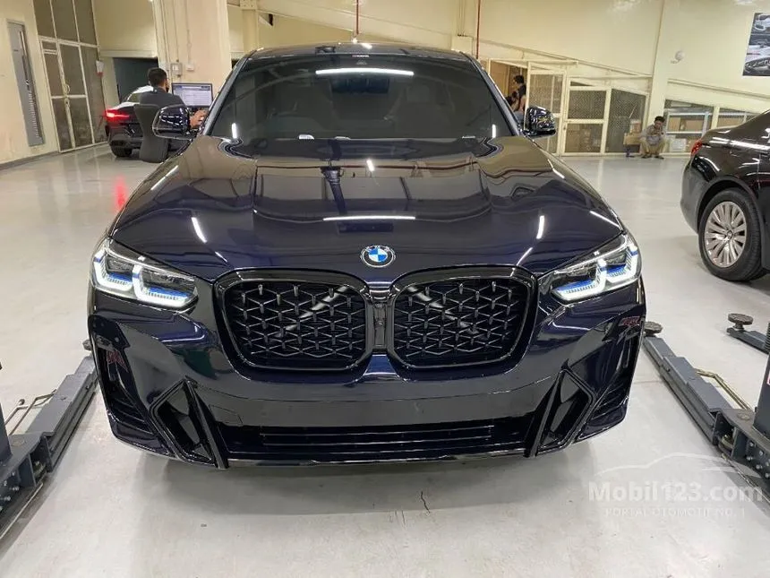 2024 BMW X4 M Sport SUV