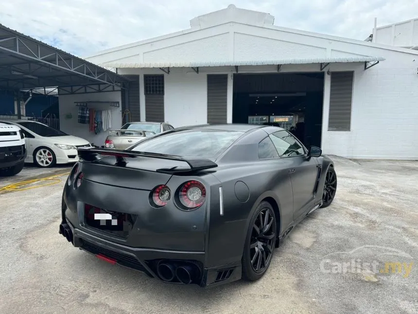 2014 Nissan GT-R Premium Edition Coupe