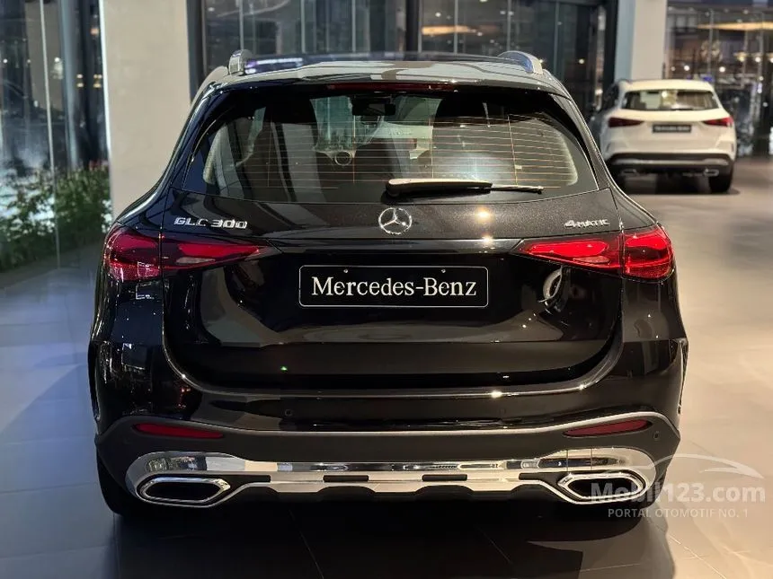 2025 Mercedes-Benz GLC300 AMG Line 4MATIC SUV