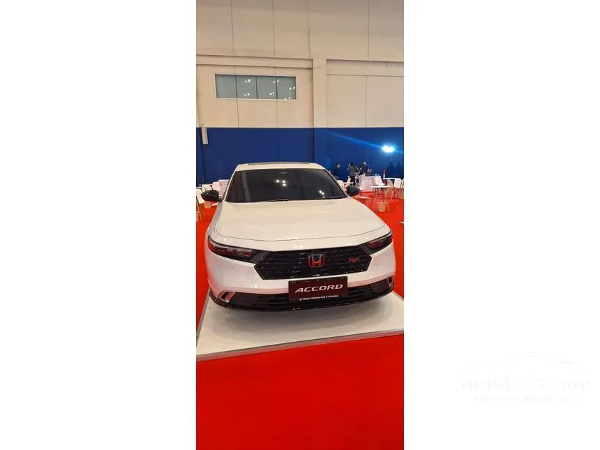 Jual Mobil Honda Accord 2024 RS e:HEV 2.0 di Jawa Barat Automatic Sedan Putih Rp 929.200.000