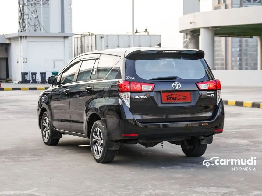 2022 Toyota Kijang Innova V MPV