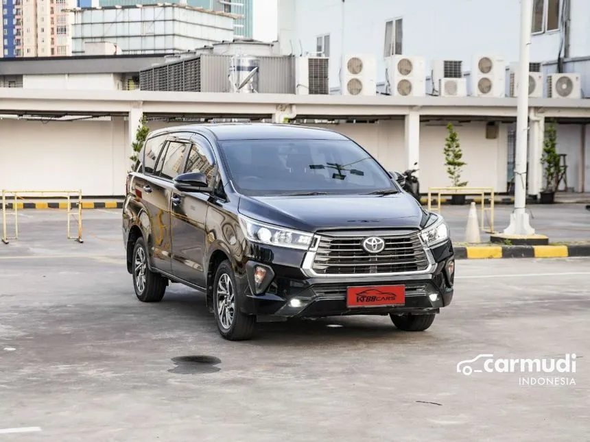 2022 Toyota Kijang Innova V MPV