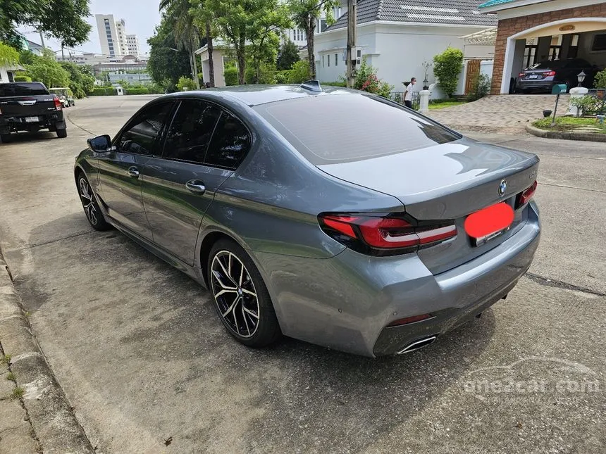 2021 BMW 530e M Sport Sedan