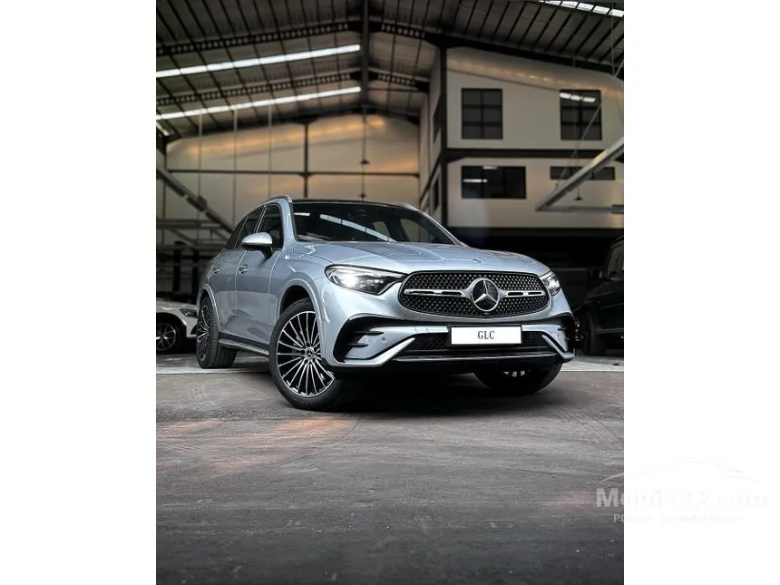 2025 Mercedes-Benz GLC300 AMG Line 4MATIC SUV