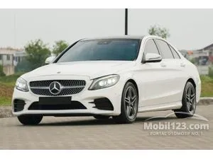 2019 Mercedes-Benz C300 2.0 AMG Line Sedan