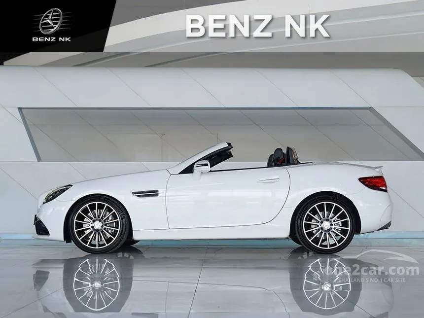 2016 Mercedes-Benz SLC300 AMG Dynamic Convertible