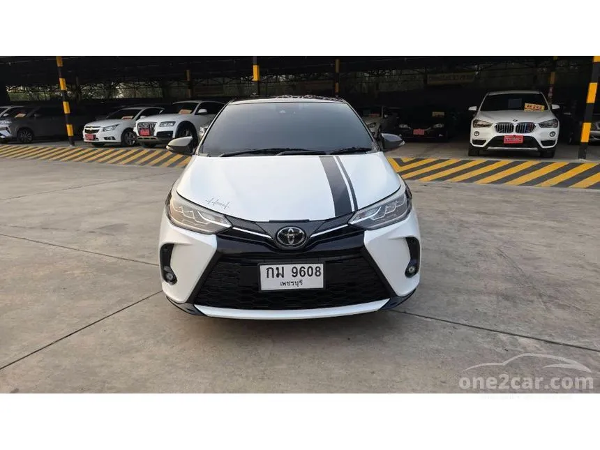2021 Toyota YARIS Sport Premium Hatchback