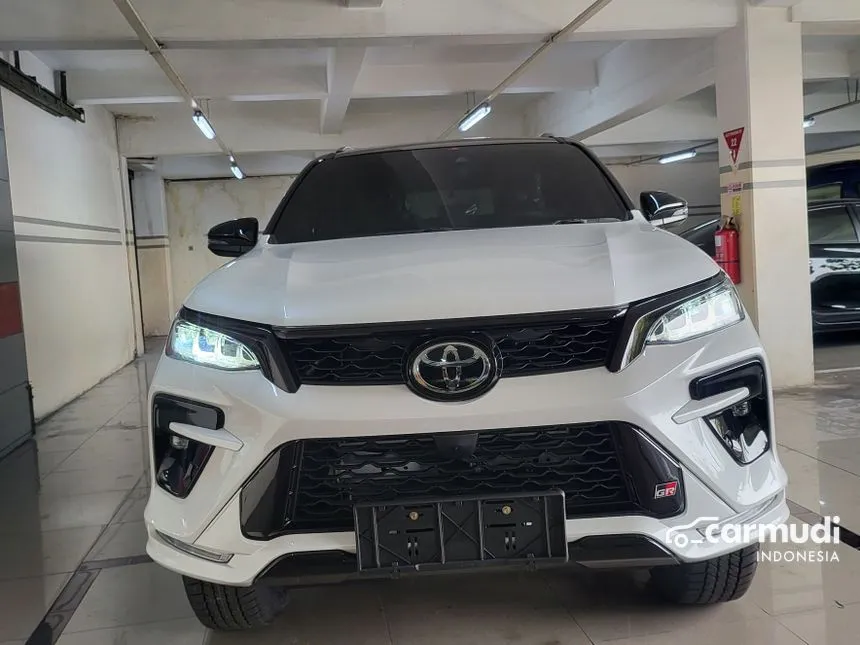 2025 Toyota Fortuner VRZ 4x4 SUV