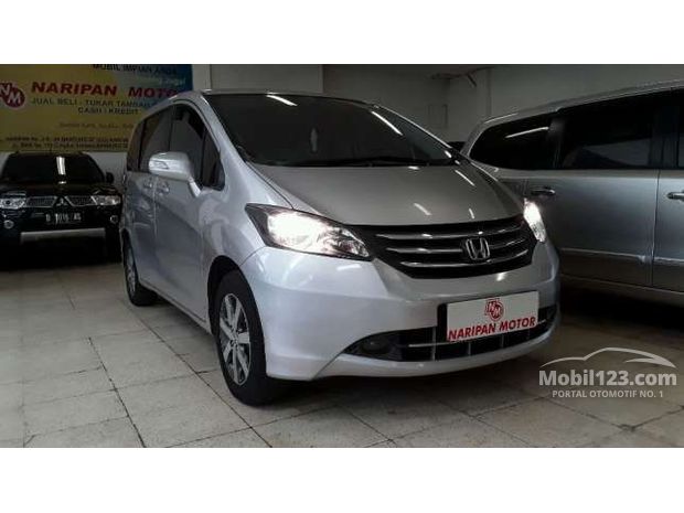  Honda  Freed Mobil  bekas dijual di Bandung Jawa Barat 