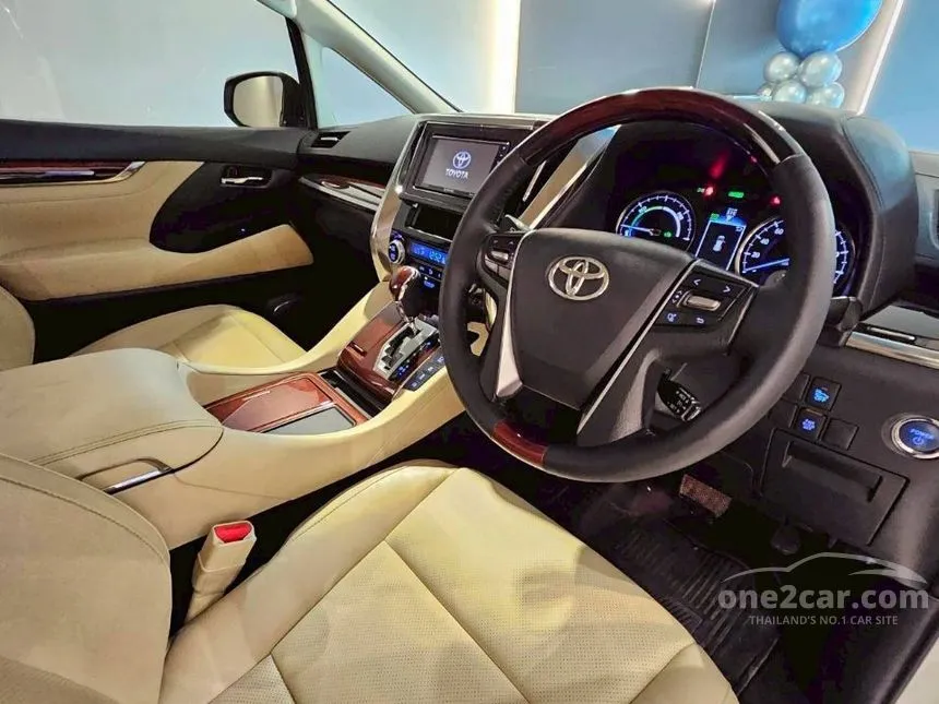 2015 Toyota ALPHARD HV Van