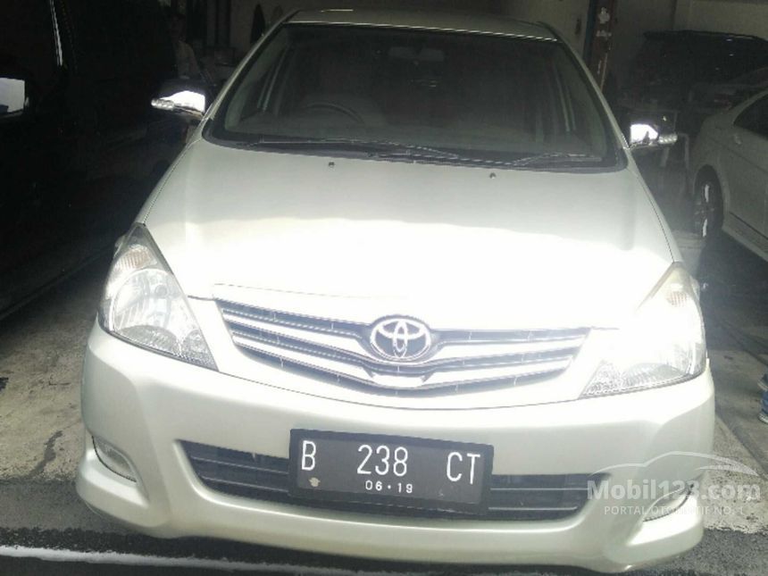 Jual Mobil Toyota Kijang Innova 2010 G 2.0 di DKI Jakarta 