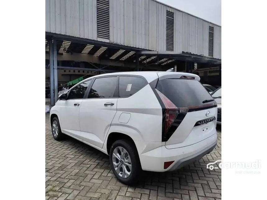 2025 Hyundai Stargazer Essential Tech MPV