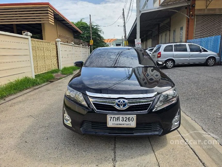 2012 Toyota CAMRY Hybrid DVD Sedan
