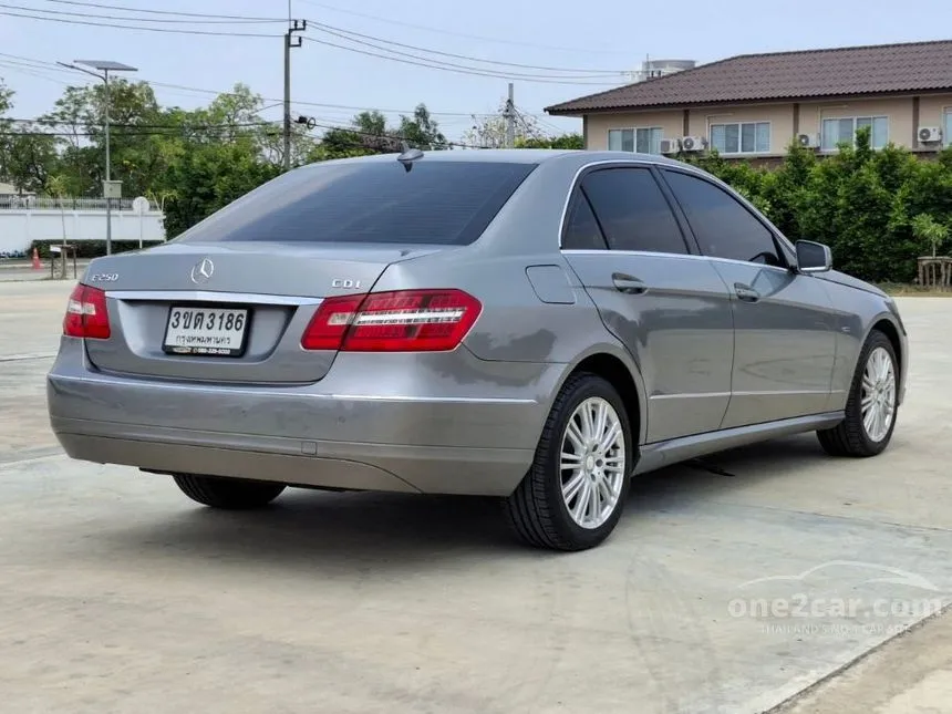 2012 Mercedes-Benz E250 Elegance CDI BlueEFFICIENCY Sedan
