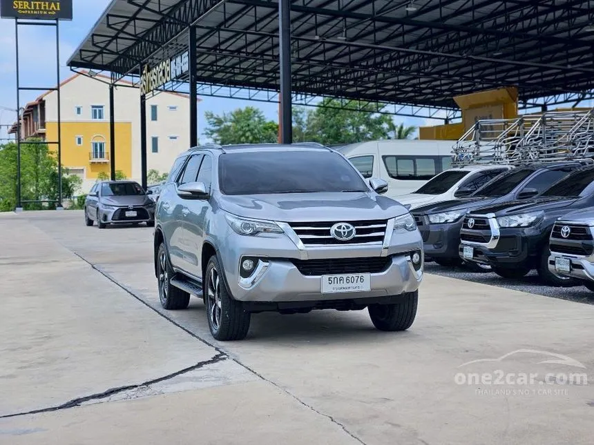 2016 Toyota FORTUNER V SUV
