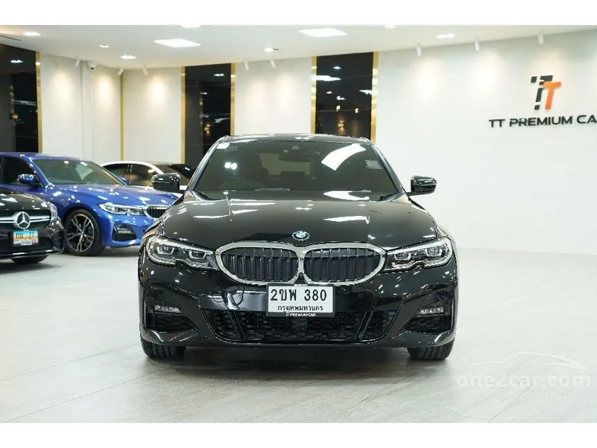 2021 BMW 330e M Sport Sedan
