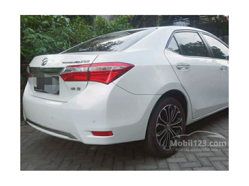  Jual  Mobil  Toyota  Corolla  Altis 2014 V 1 8 di Jawa Timur 