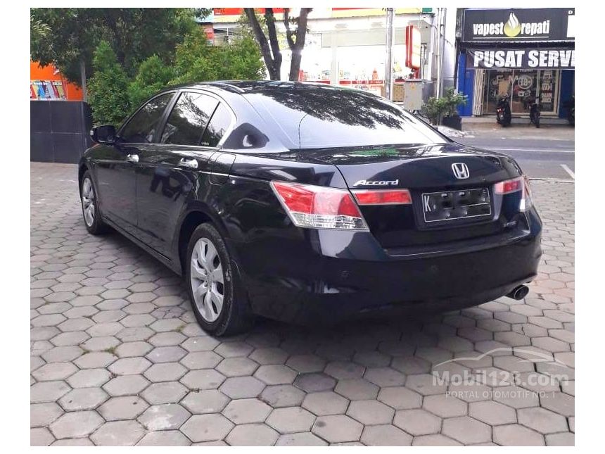 Jual Mobil  Honda  Accord  2009 VTi L 2 4 di Jawa  Tengah  