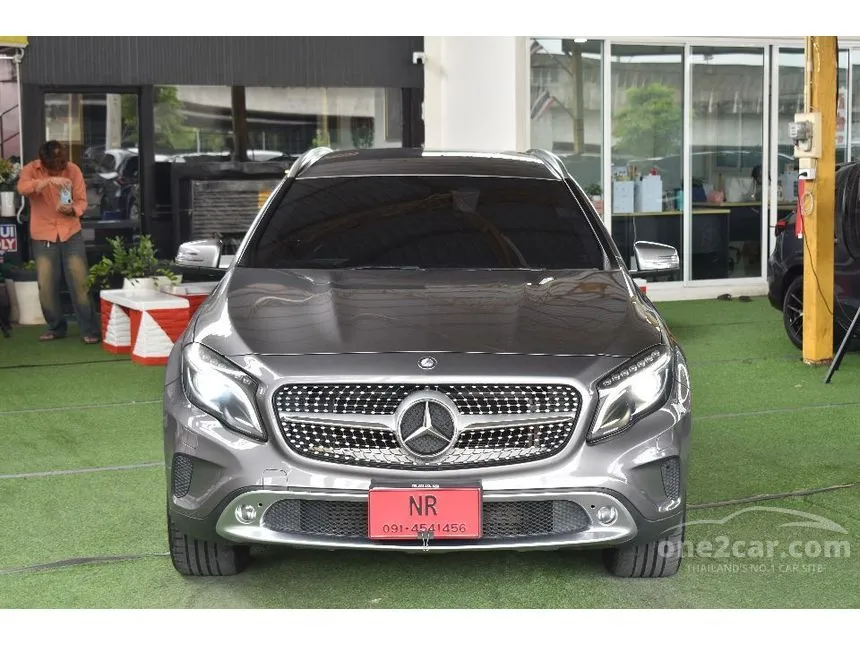 2016 Mercedes-Benz GLA200 Urban SUV
