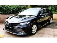 2021 Toyota Camry 2.5 V Sedan Facelift AT Black On Black - FIRST HAND - PERFECT CONDITION - NO KENDALA SIAP PAKAI