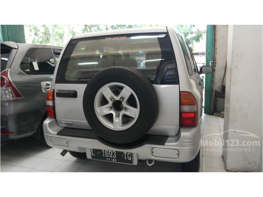 Jual Mobil Suzuki Escudo 2004 SQ 1.6 di Jawa Timur Manual Jual Mobil Suzuki Escudo 2004 SQ 1.6 di Jawa Timur Manual