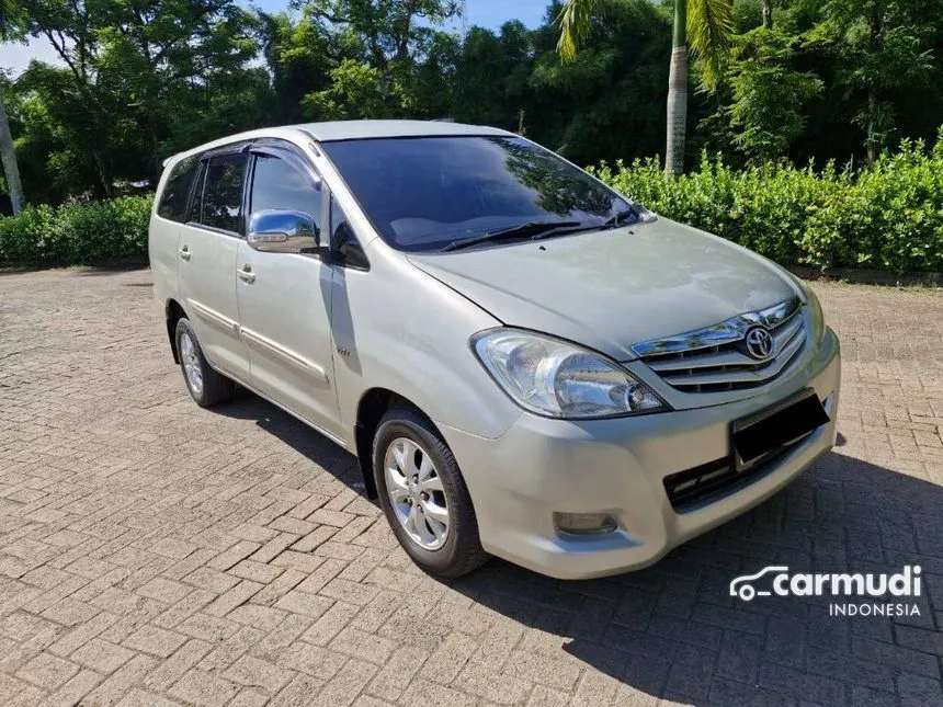 2011 Toyota Kijang Innova G MPV