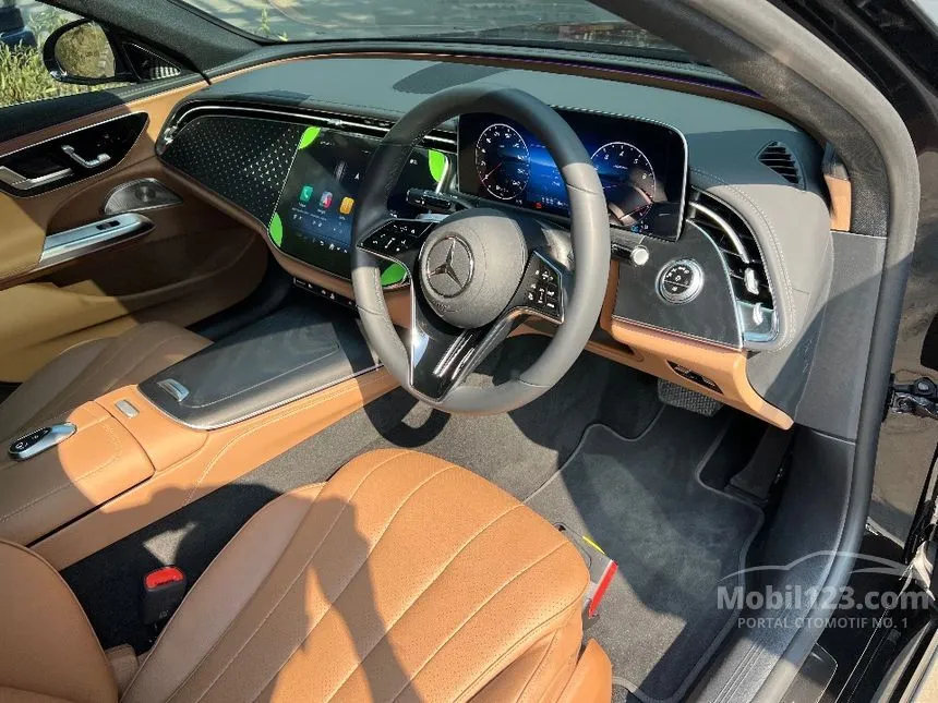 2025 Mercedes-Benz E200 Exclusive Line Sedan