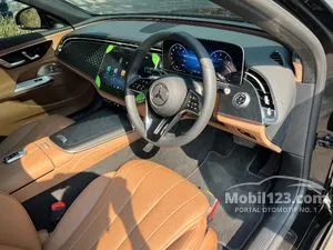 2025 Mercedes-Benz E200 2.0 Exclusive Line Sedan