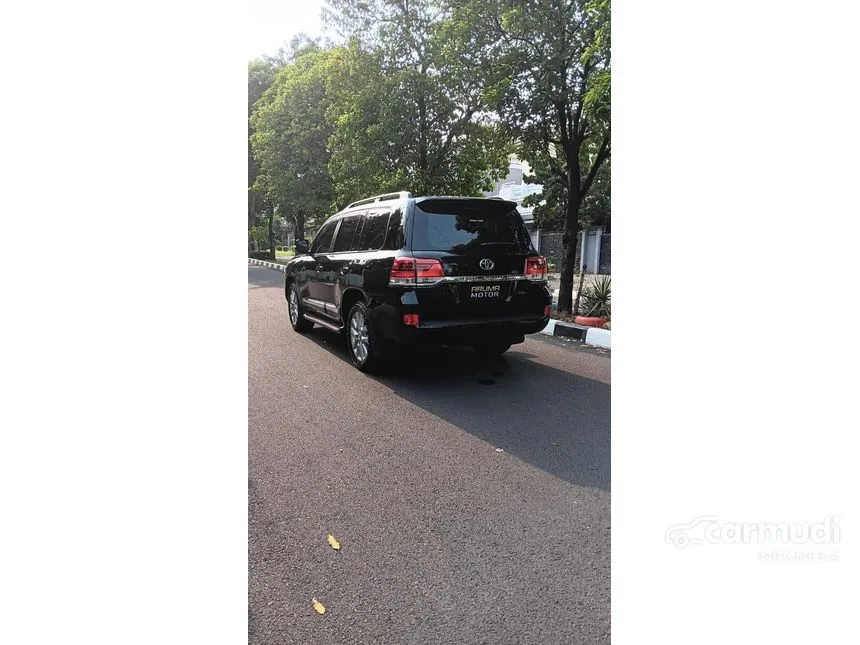 2012 Toyota Land Cruiser Full Spec E VX SUV