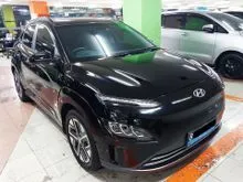 2021 Hyundai Kona 0.0 Signature Wagon Electric Garansi Resmi 8 Thn Seperti Baru Km 16rb Charger Dalam Waktu Kurang Sejam Bisa Tempuh 305 Km OTR KREDIT