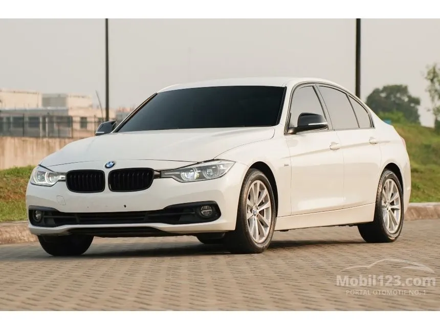 2017 BMW 320i Sport Sedan