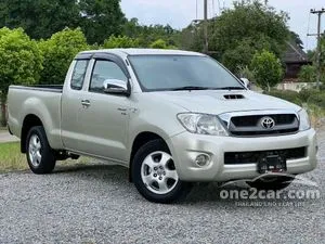 2011 Toyota HILUX VIGO 2.5 E Smart Cab Pickup