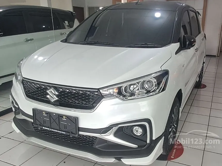 Jual Mobil Suzuki Ertiga 2024 Hybrid Sport 1.5 di DKI Jakarta Manual MPV Putih Rp 250.000.000
