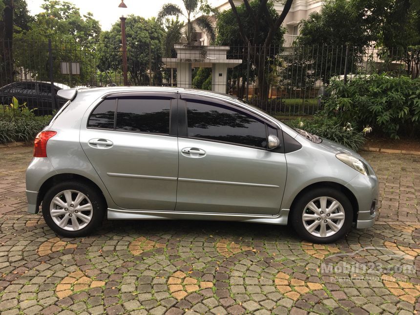 Jual Mobil Toyota Yaris 2012 S 1.5 di Banten Automatic Hatchback Silver ...